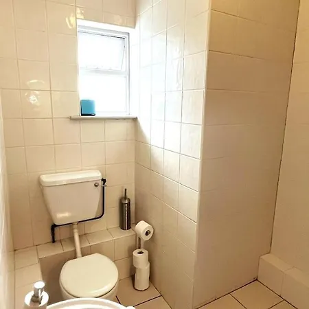 Centrally Located Two Bed - Sleeps Four Apartmán *